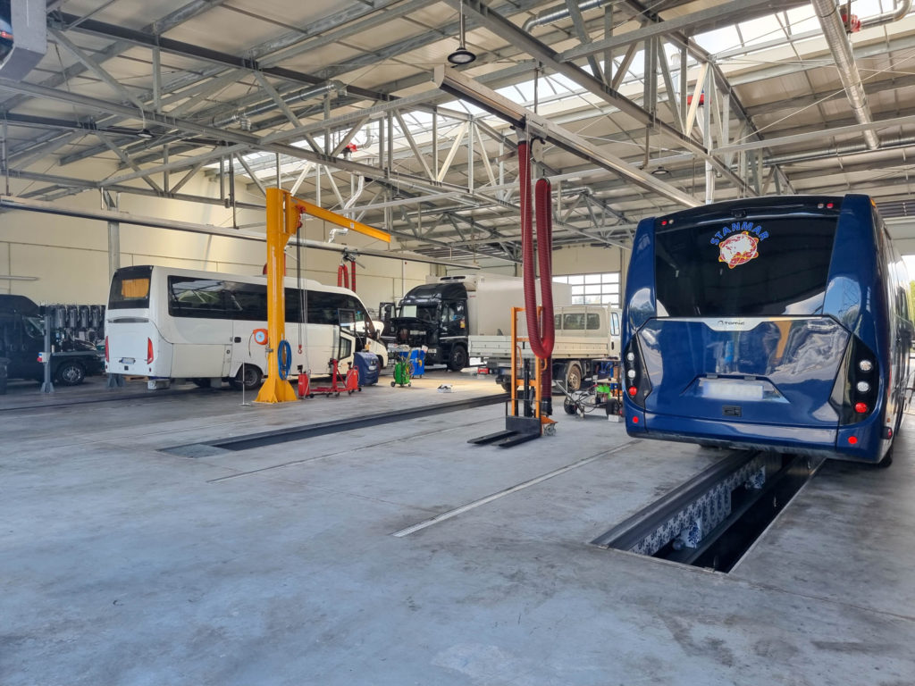 serwis pojazdów i naczep