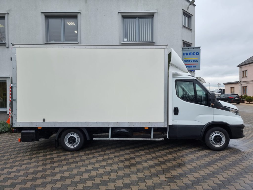 Daily 35S16 kontener