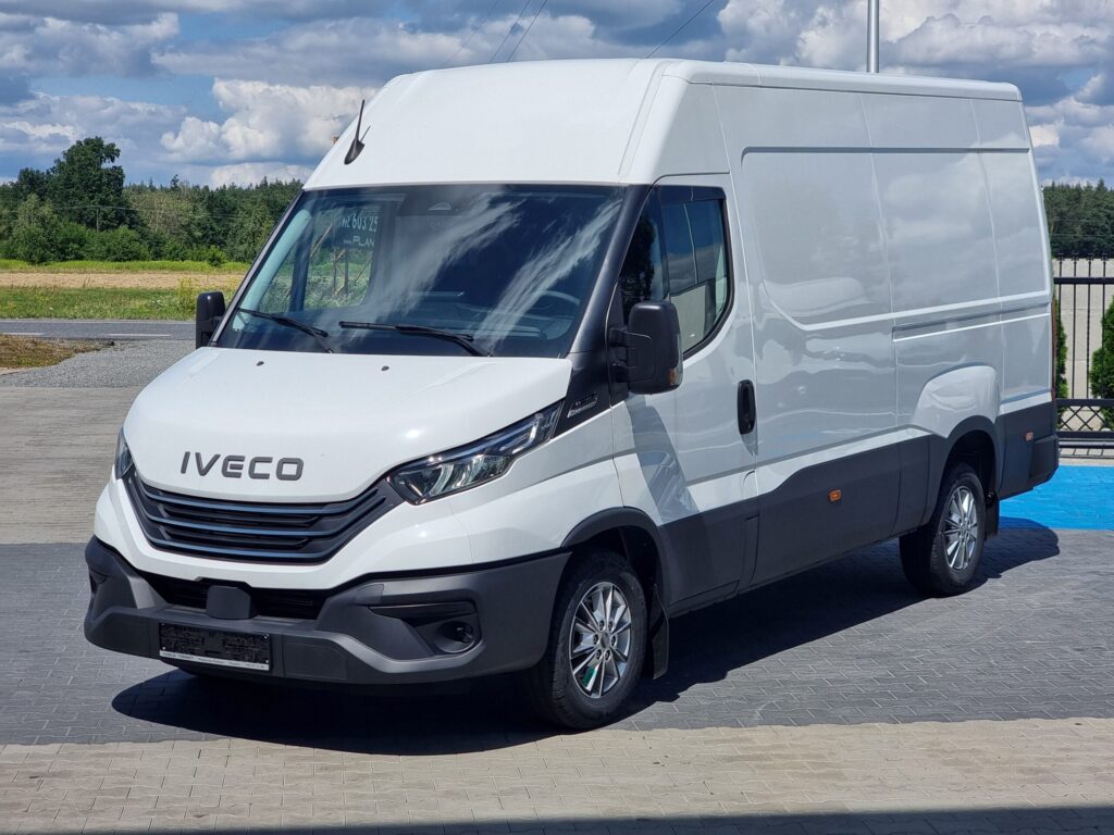 iveco daily 35S18 furgon