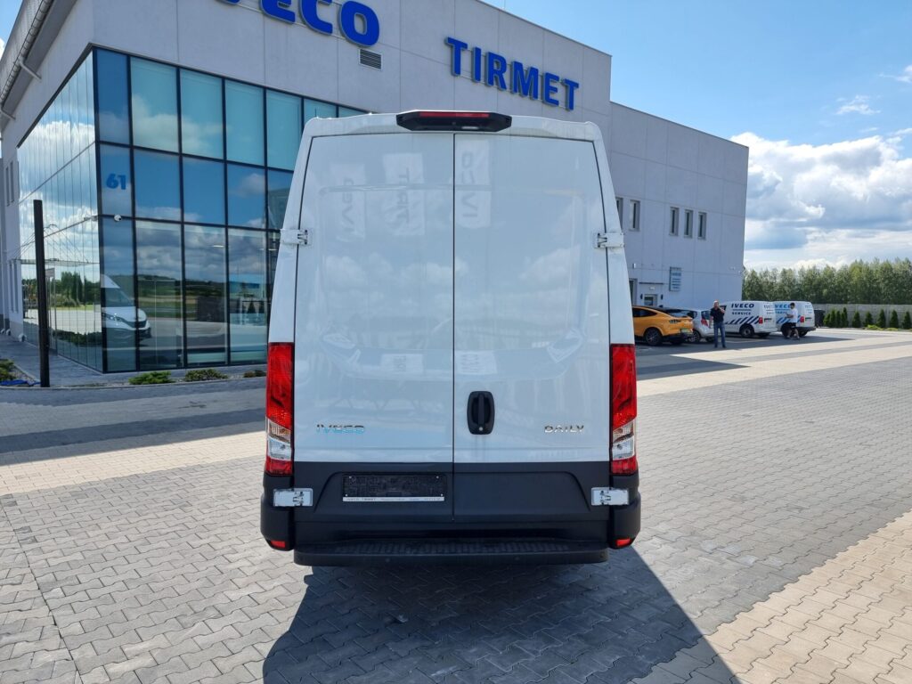 iveco daily 35S18 furgon