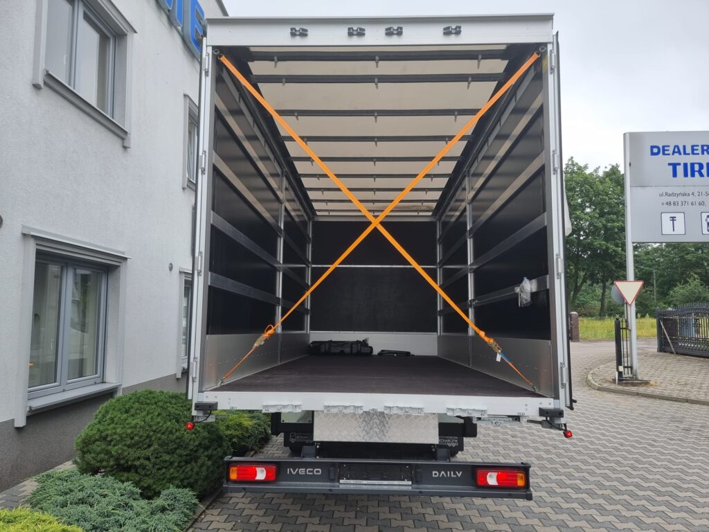 70C18 kurtyna wejkama XL